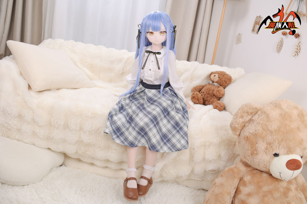 可憐な小翔が紡ぐ幻想世界――MozuDoll・小翔