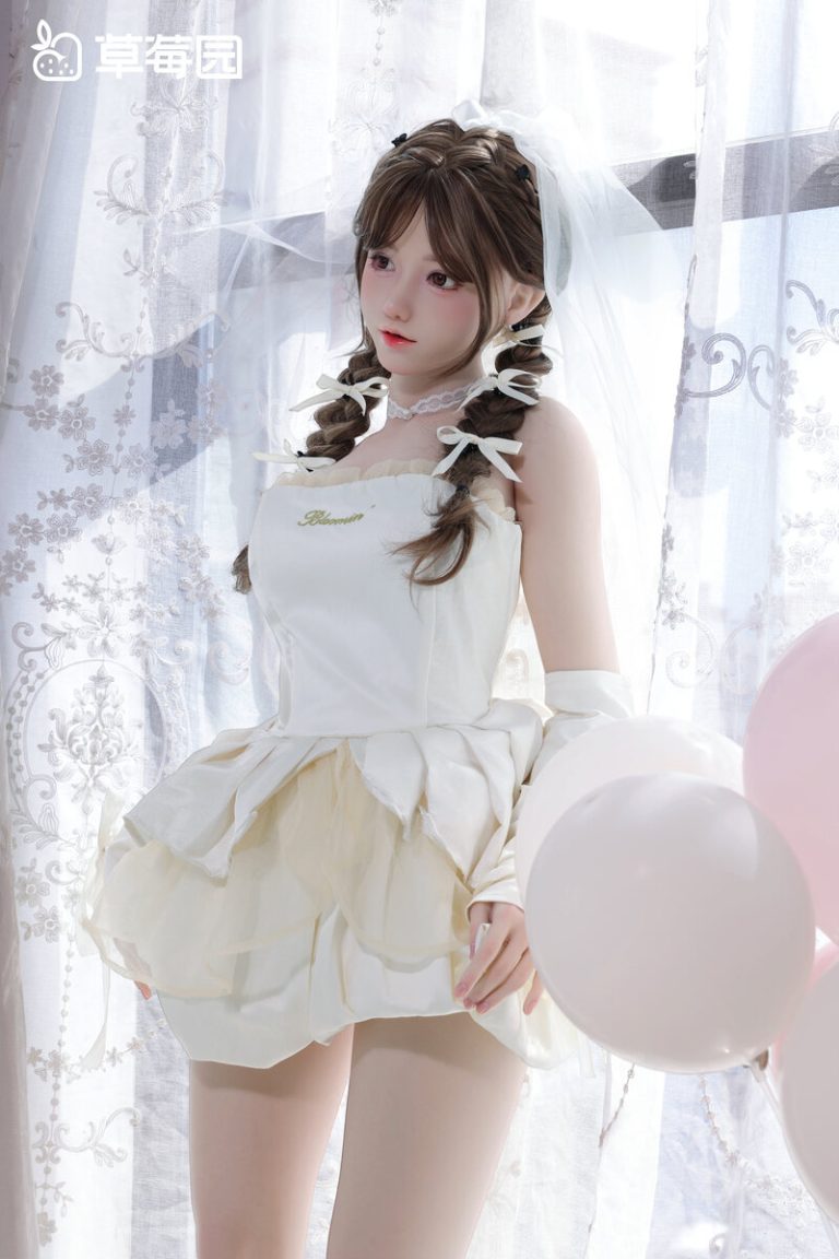 strawberry-garden-164cm-silicone-sex-doll-guoyi at rosemarydoll